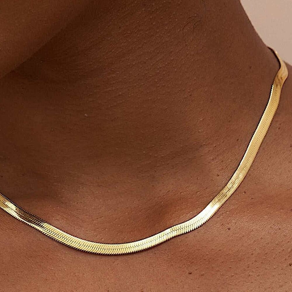 Gold Herringbone Flat Necklace Bracelet Set, Unisex, Two Piece 4mm - Picture 9 of 10